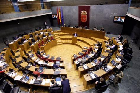 El Parlamento de Navarra celebrará el 18 y 19 de octubre el Debate