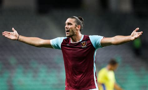 West Ham Warned Not To Raise Bar Too High For Andy Carrolls Comeback