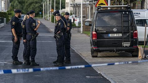 Man Ihjälskjuten I Helsingborg P4 Malmöhus Sveriges Radio