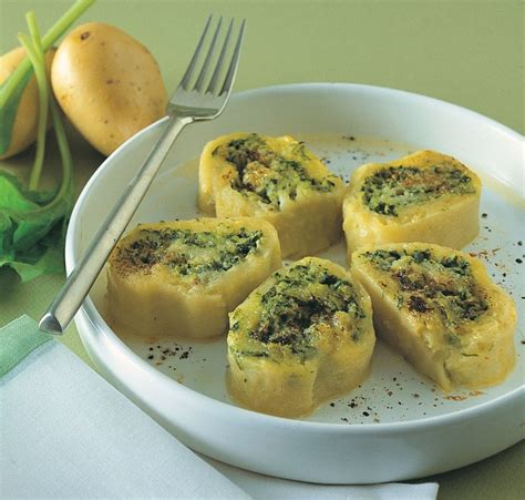 Ricetta Rotolo Di Patate Erbette Ricotta E Parmigiano Cucchiaio D