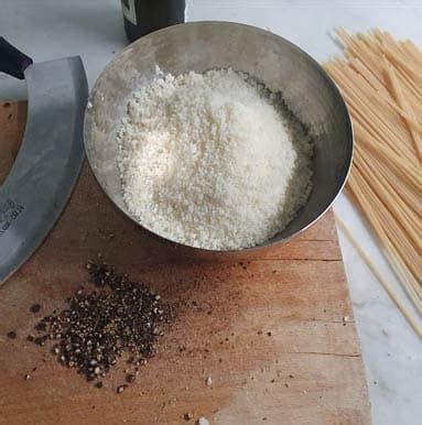 Spaghetti Cacio e Pepe un délicieux classique bien poivré Recipe