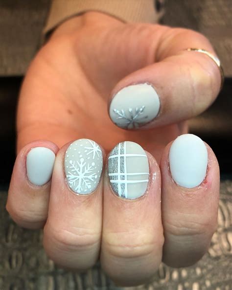 Nails By Kierstyn On Instagram Walkin In A Winter Wonderland