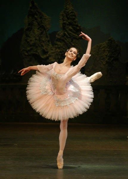 7 Hot Sexy Polina Semionova Bikini Pics