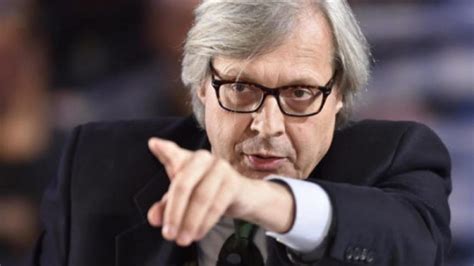 Vittorio Sgarbi Vita Privata Biografia Carriera Instagram Moglie