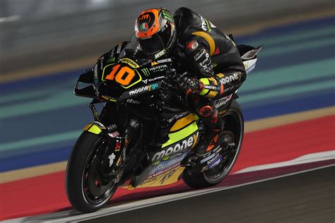 Marini consigue la pole de MotoGP en Qatar y Bagnaia supera a Martín