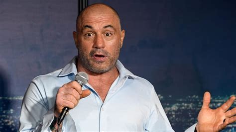 Joe Rogan Gets Covid 19 Says He Took Controversial Horse Dewormer