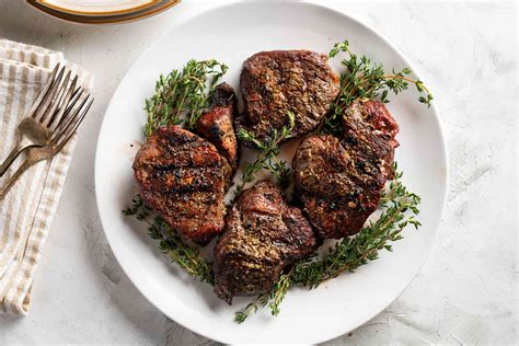 20 Best Recipes For The Ultimate Christmas Steak Dinner