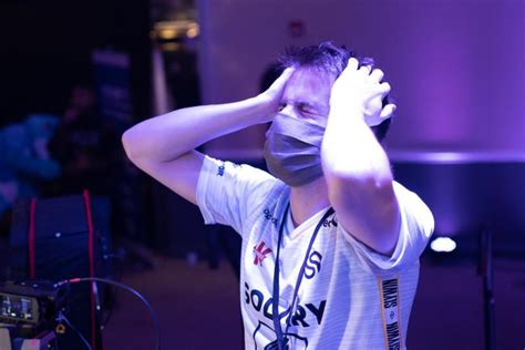 Esport Smash Glutonny Enfin Titr Aux Tats Unis