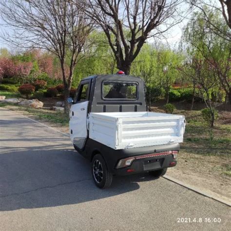 L2e 3 Wheel Closed Cabin Electric Mini Van Cargo Truck For Logistics