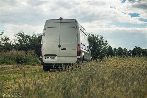 Wypożyczalnia samochodów dostawczych 3 rzeczy które warto wiedzieć