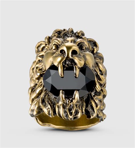 Gucci Lion Head Ring With Crystal In Metallic Lyst