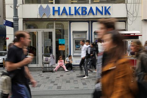 US Supreme Court gives Halkbank another chance