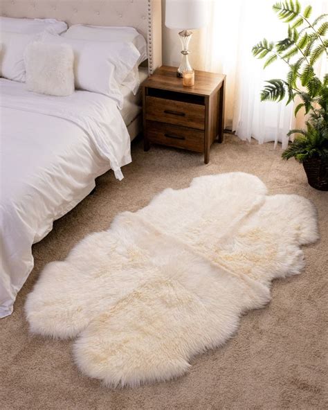 White Sheepskin Rug By Bowron Large Quatro Lambskin Rug At Sheepskin Town