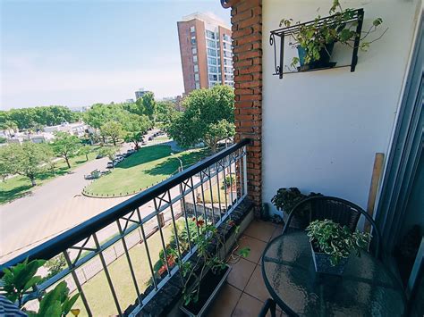 Venta En Malvin Hermoso Apartamento Con Balc N De Tres Dormitorios Con