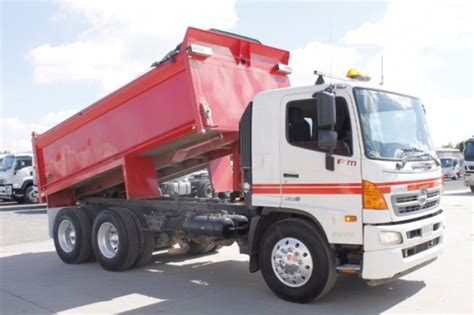 2013 HINO FM 2628 500 SERIES STEEL TIPPER LOW KM S FM JTFD4078310