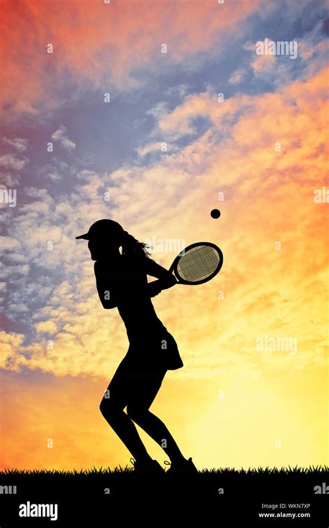 Tennis Girl Silhouette Hi Res Stock Photography And Images Alamy