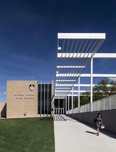 Bishop Lynch High School | Charles Davis Smith - FAIA | Photographer