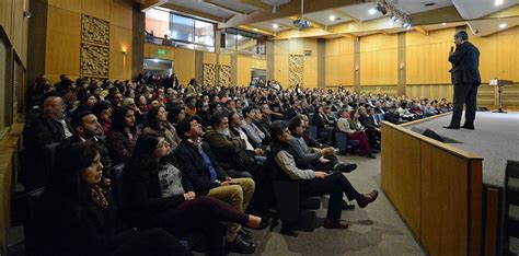 Rector Mauricio Cataldo La Ubb Quiere Y Debe Aportar A Un Nuevo Pacto