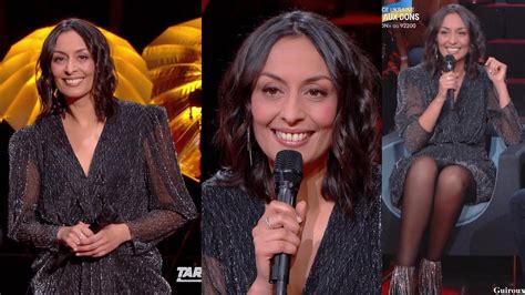 Leïla Kaddour superbe en robe pour Taratata Co sur France 2 le 12