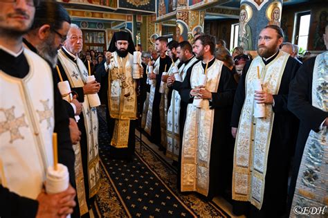 P Rintele Protopop Petru Costa A Fost Nmorm Ntat Episcopia Devei I