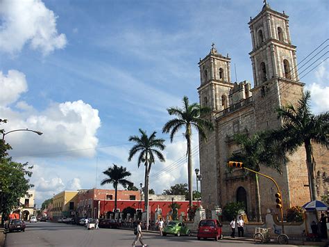 File:Valladolid Mexico Cathedral.jpg - Wikipedia