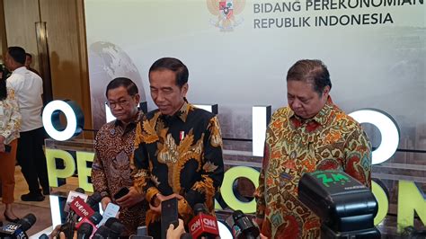 Jokowi Segera Proses Surat Pengunduran Diri Firli Bahuri Sebagai Ketua