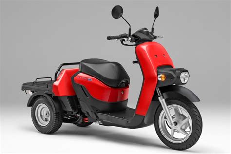 Honda Launches Gyro E Electric Three Wheeled Scooter For Business