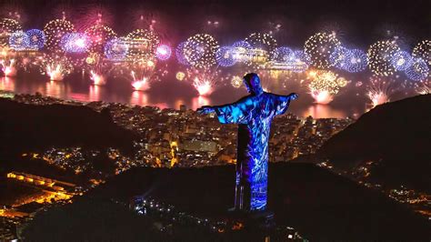 Video Mapping Cristo De Corcovado R Veillon Rio De Janeiro