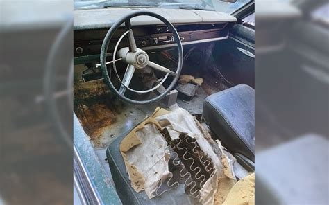 013123 1968 Dodge Dart GT 4 Barn Finds