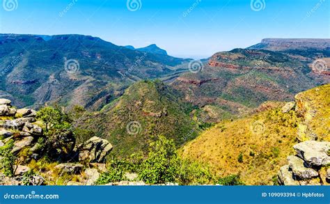 Mening Van Highveld En De Blyde Riviercanion Langs De Panoramaroute