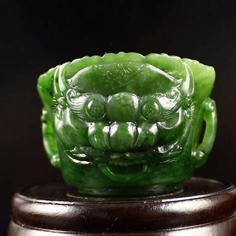 Chinese Natural Green Hetian Jade Beast Head Cup Pictures On String