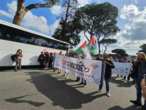 Marzo A Roma Migliaia Di Donne In Piazza Per Il Corteo Di Non Una