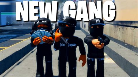 I Became A Gang Leader In Roblox Tha Bronx Youtube