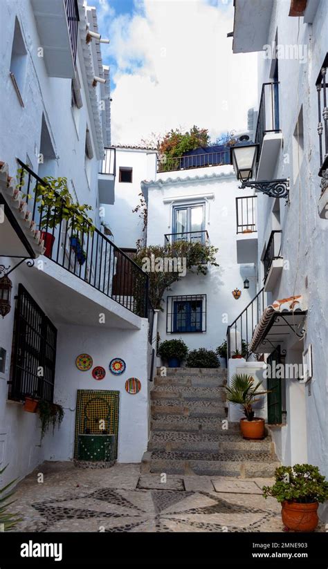 Calle T Pica De Frigiliana M Laga Uno De Los Pueblos M S Bonitos De