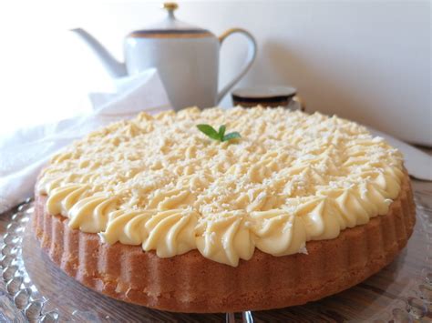 Crostata Morbida Con Crema Pasticcera Al Mascarpone E Cioccolato Bianco