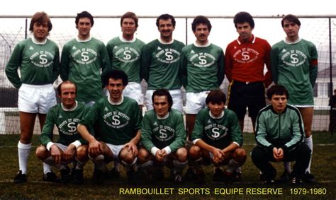 Photo De Classe Equipe Reserve 79 80 De 1979 Rs Football Copains Davant