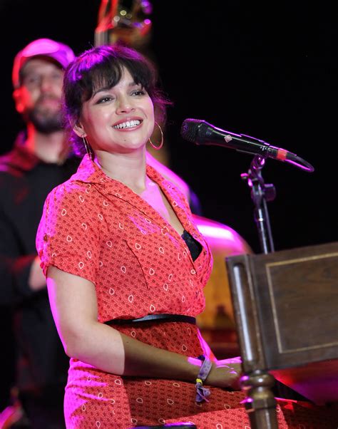 Norah Jones Which Celebrities Use Their Middle Names As First Names