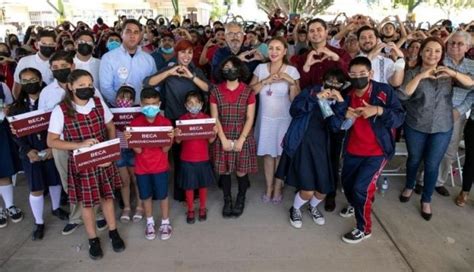 Entrega Gobierno De Bc Apoyos A Estudiantes De Educaci N B Sica En Mxl