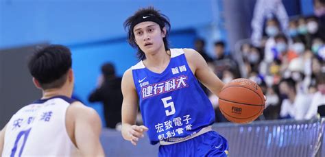 Uba》高錦瑋末節14分含致勝連6分 蔡宸綱逢前東家32分新高健行斷政大36連勝重奪複賽第1有譜 籃球 敢動傳媒 Braveathlete