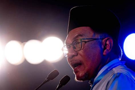 Kerajaan Tanggung Kenaikan Kos Haji RM1 000 Tahun Ini Anwar