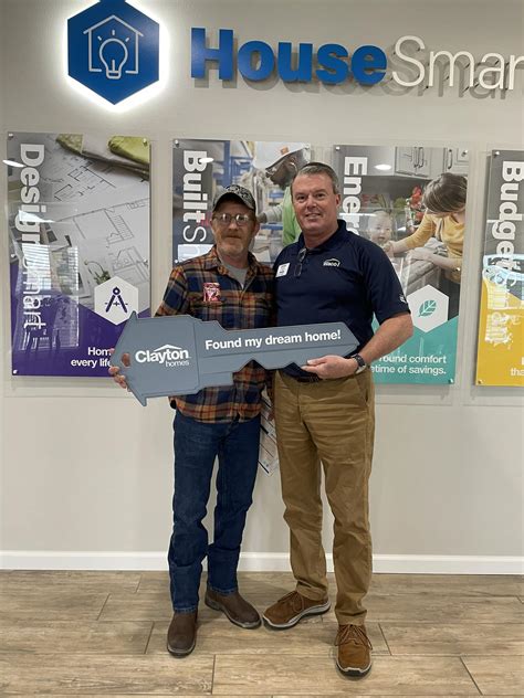 🥳 Closing Day Is The Best... - Clayton Homes of Lake Charles