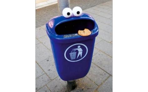 Cookie Monster Recycling Bin 101qs