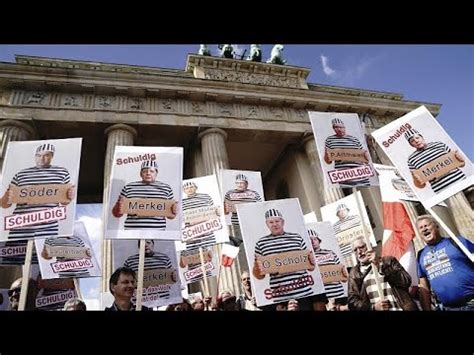 Pol Cia Dispersa Manifesta O Em Berlim Youtube