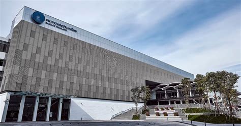 thai finance minister urges bank  thailand   policy rate