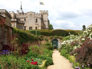 Rousham House Gardens 18th Century Garden In Oxfordshire