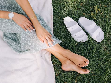 6 Summer Foot Care Tips Recommended By Experts Self