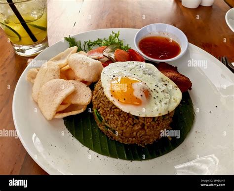 Nasi Goreng Spesial Hi Res Stock Photography And Images Alamy