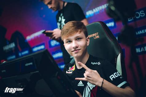 M Nesy O Mais Jovem De Sempre A Vencer O Iem Katowice Fragl Der