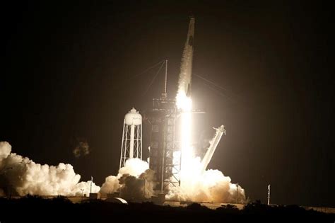 Spacex Luncurkan Empat Astronaut Ke Stasiun Luar Angkasa