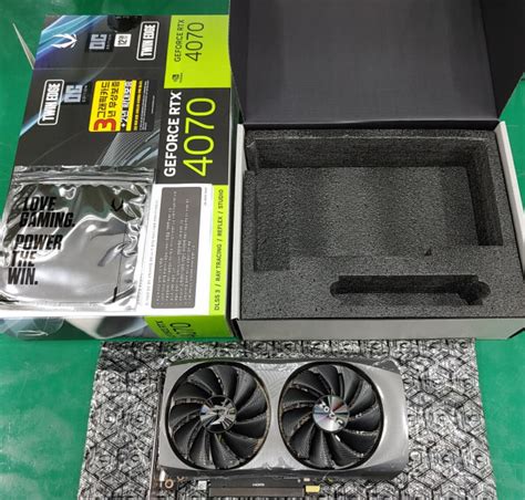 GeForce RTX 4070 Definitieve Specificaties En Afbeeldingen Van